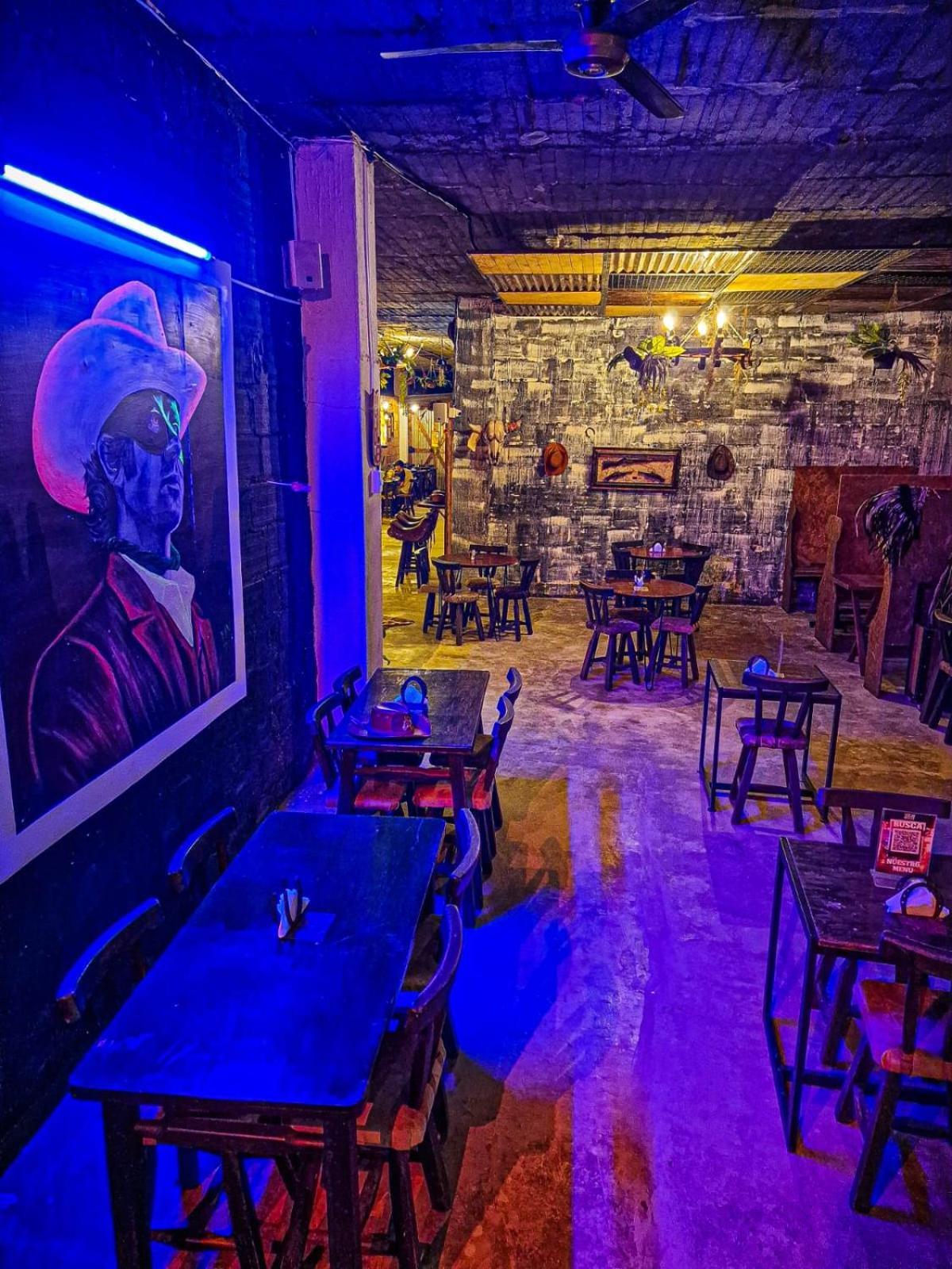 Urban Hostal San Gil- Piscina Restaurante Bar Kültér fotó