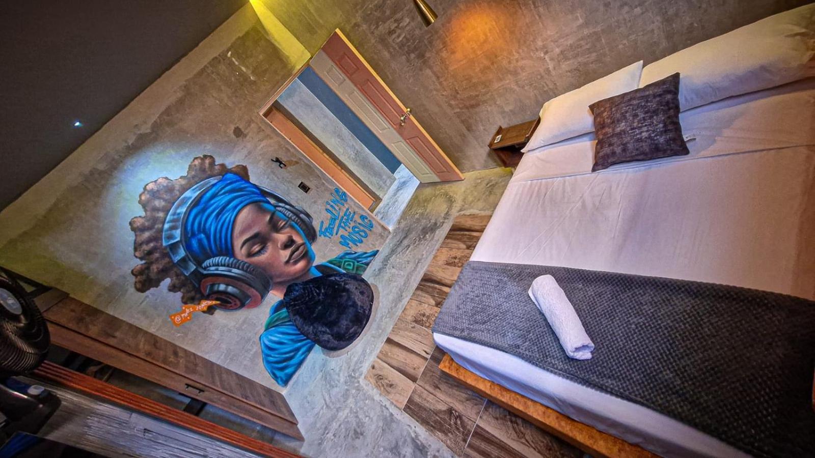 Urban Hostal San Gil- Piscina Restaurante Bar Kültér fotó