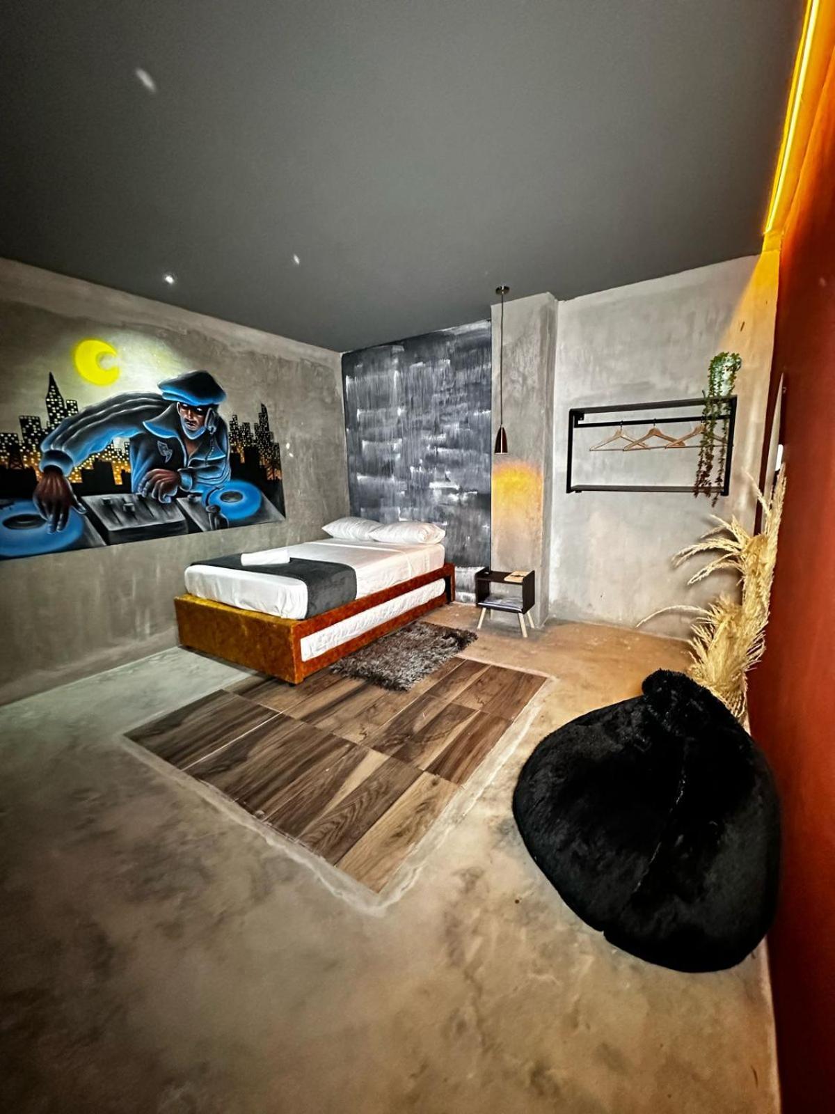 Urban Hostal San Gil- Piscina Restaurante Bar Kültér fotó